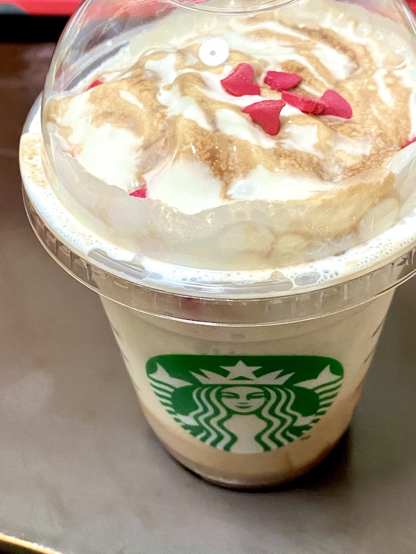メルティ生チョコレートフラペチーノ